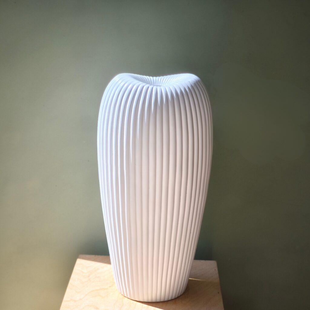 Vaas Melbourne Wavy (D21xH42), DeboraCarlucci